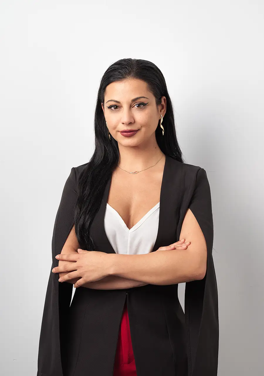 maria gioti office administrator